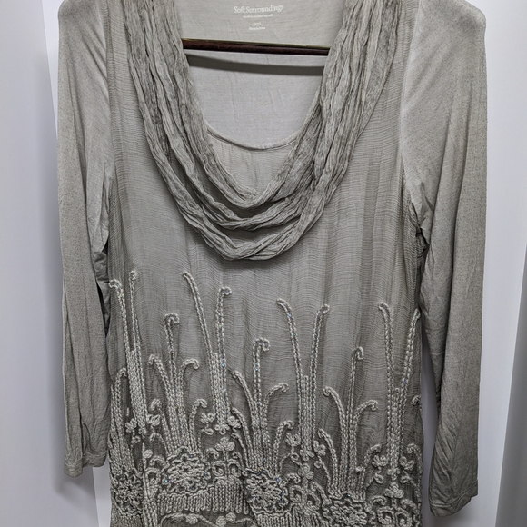 Soft Surroundings Gray Embroidered Top - Picture 1 of 10